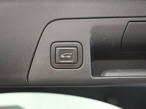 Used 2023 Buick Envision Avenir image 35