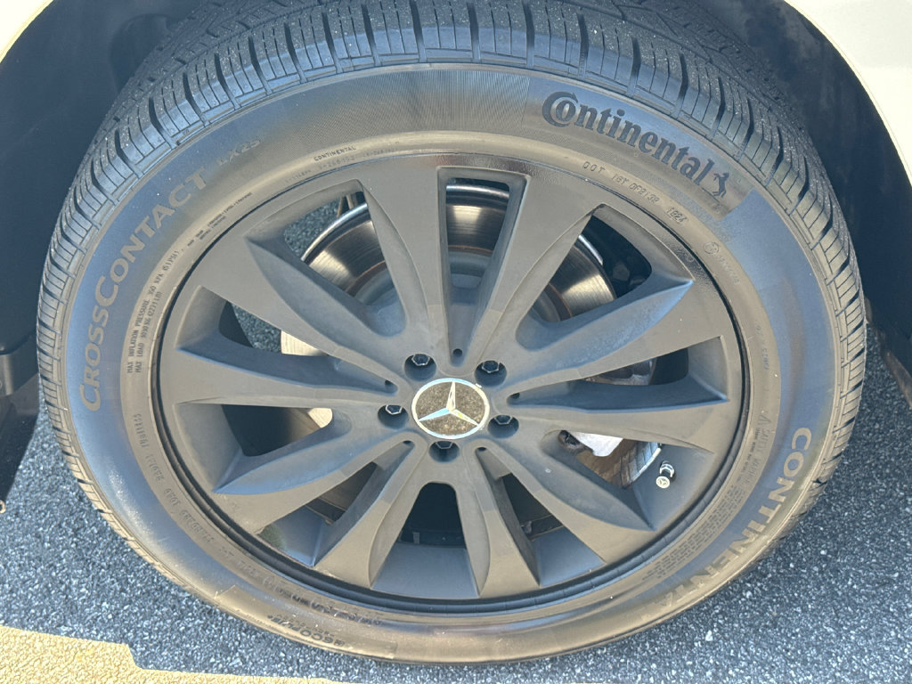 Used 2015 Mercedes-Benz GL 450 4MATIC image 16
