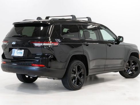 Certified 2024 Jeep Grand Cherokee L Altitude AWD/4WD image 29