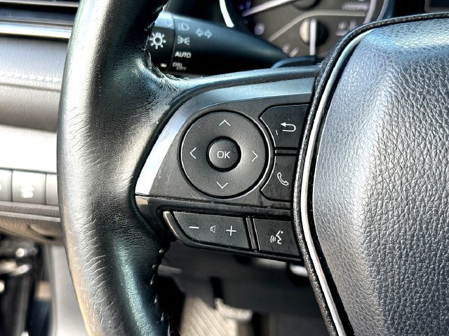 Used 2019 Toyota Camry SE FWD image 14
