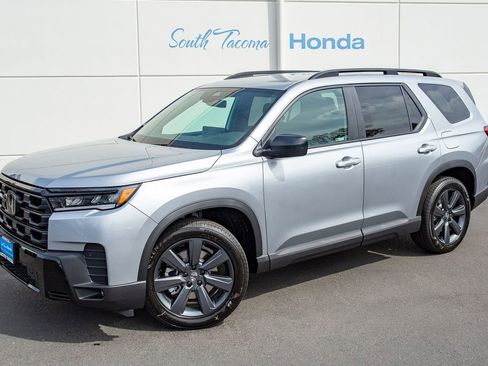 New 2026 Honda Pilot Sport image 2