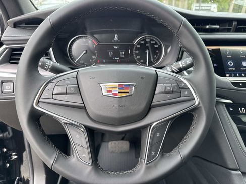 New 2026 Cadillac XT5 Luxury w/ LPO, Floor Liner Package image 30