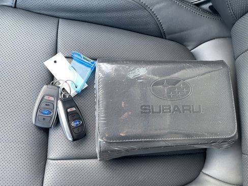 Certified 2025 Subaru Ascent Bronze Edition image 5