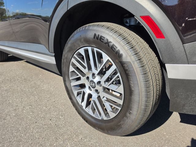 Used 2026 Hyundai Palisade SEL FWD image 21
