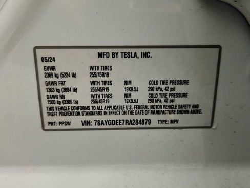 Used 2024 Tesla Model Y Long Range image 24