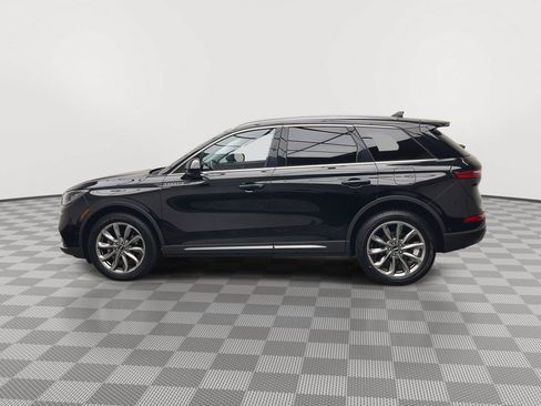 Used 2022 Lincoln Corsair AWD w/ Premium Package image 38