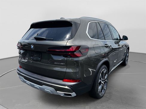 New 2026 BMW X5 xDrive40i w/ Climate Comfort Package AWD/4WD image 5