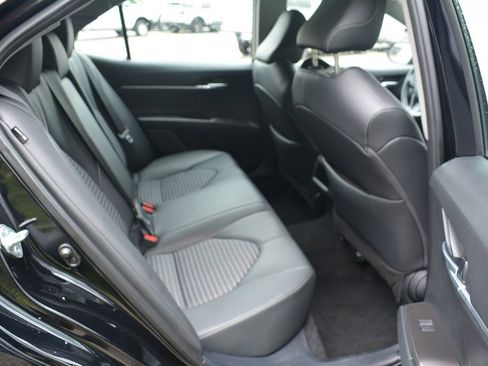 Used 2023 Toyota Camry SE FWD image 19