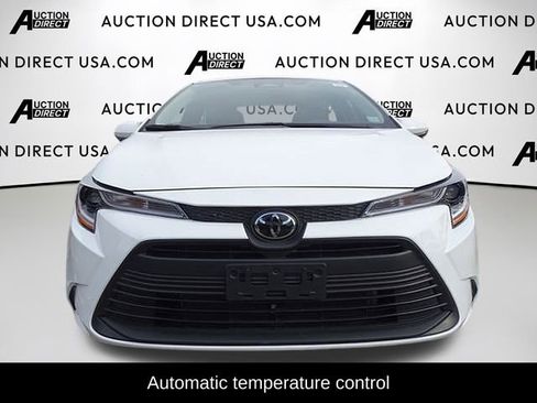 Used 2024 Toyota Corolla LE FWD image 3