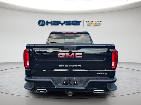 Used 2025 GMC Sierra 1500 AT4 w/ Technology Package AWD/4WD image 4