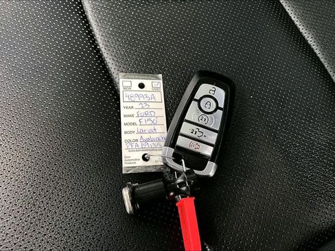 Used 2023 Ford F150 Lariat w/ Max Trailer Tow Package image 10