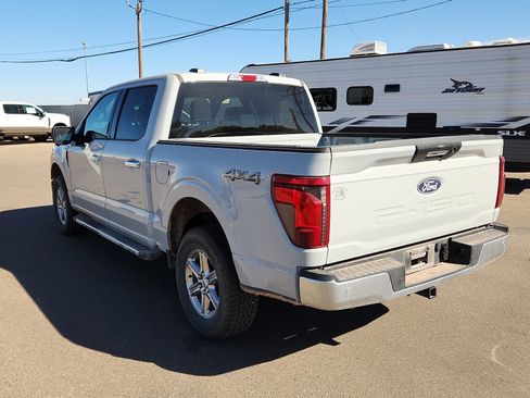 Used 2024 Ford F150 XLT image 3