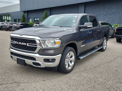 Used 2022 RAM 1500 Big Horn AWD/4WD image 3