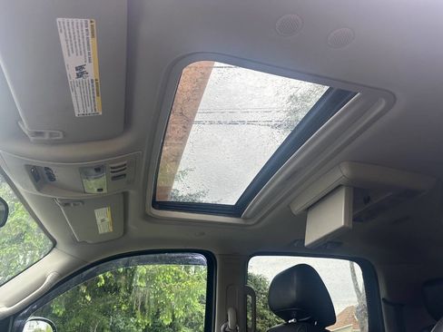 Used 2014 GMC Yukon XL Denali AWD/4WD image 20