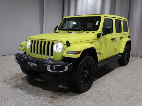 Used 2022 Jeep Wrangler Unlimited Sahara w/ Cold Weather Group image 8