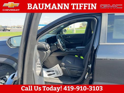 Used 2025 Chevrolet Equinox LT FWD image 16