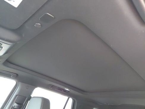 Used 2023 GMC Yukon Denali AWD/4WD image 26