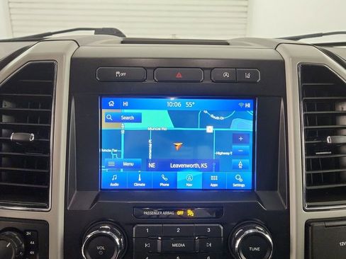 Used 2020 Ford F150 Lariat image 28