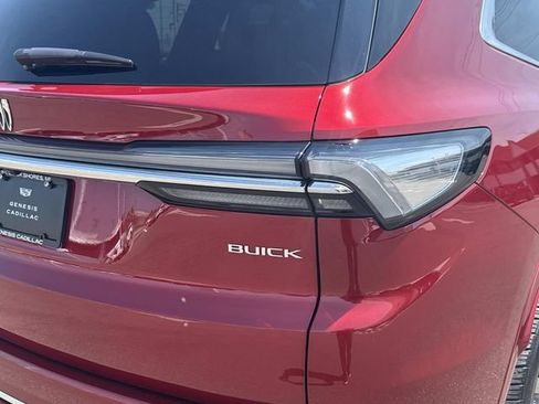 Used 2026 Buick Enclave Avenir w/ Super Cruise Package AWD/4WD image 6