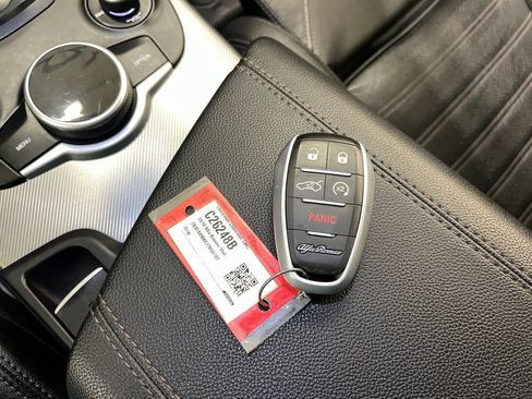 Used 2018 Alfa Romeo Stelvio Ti Sport AWD/4WD image 6