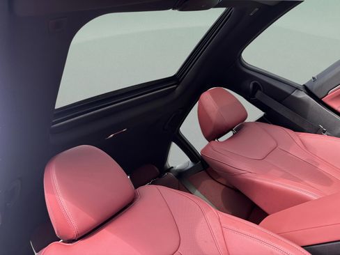 Used 2026 BMW i4 eDrive40 w/ Premium Package image 31