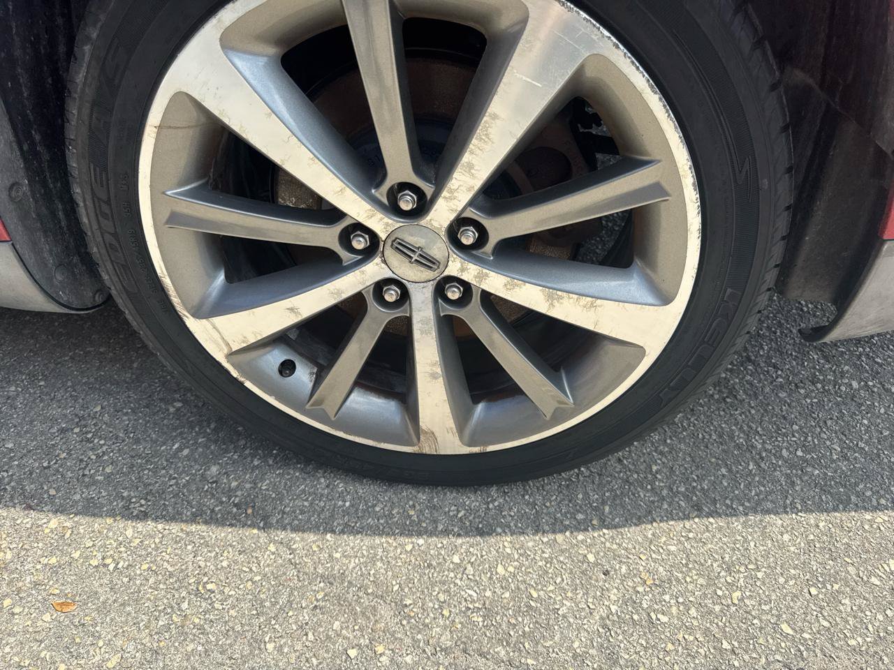 Used 2009 Lincoln MKS FWD image 14