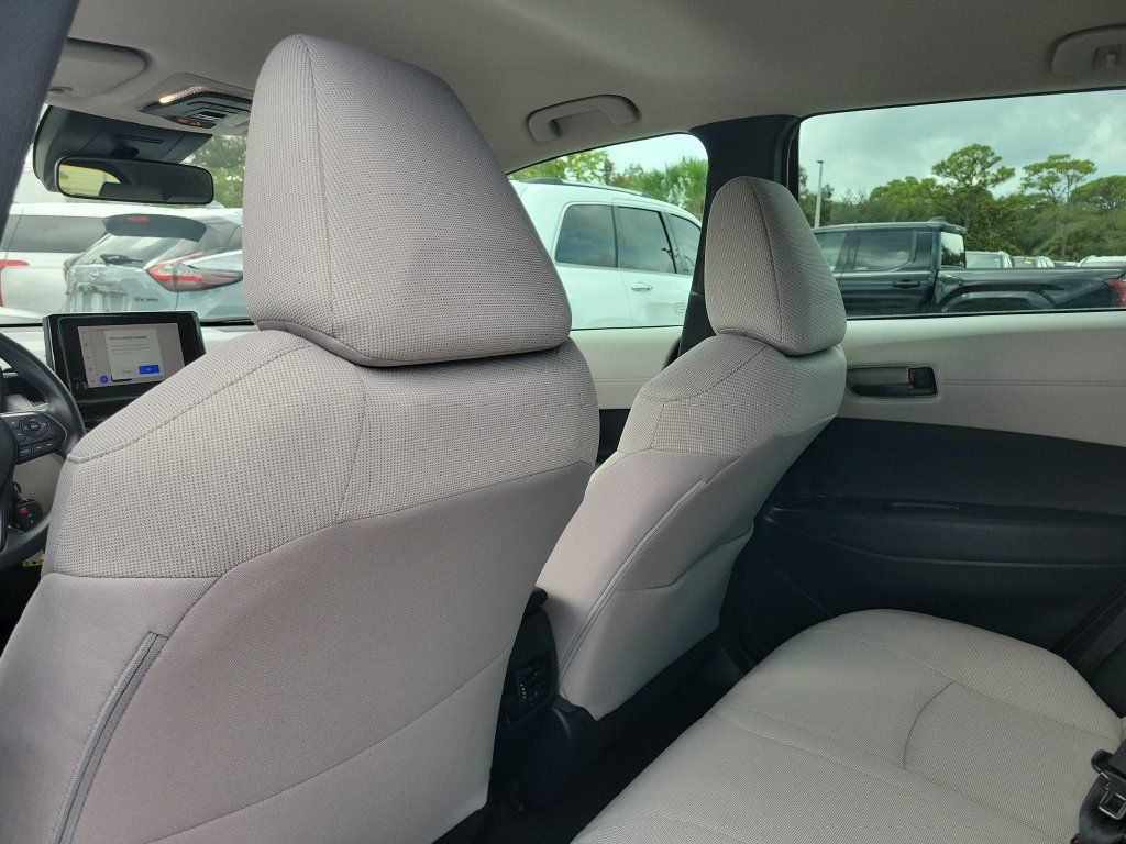 Used 2023 Toyota Corolla Cross L FWD image 25