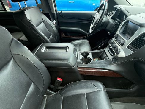 Used 2018 GMC Yukon SLT image 4