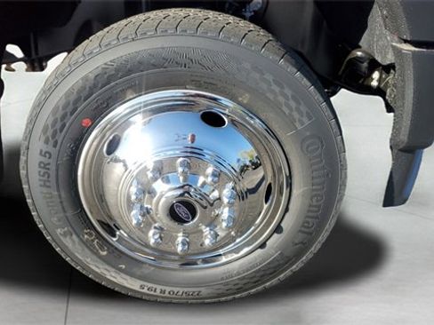 New 2026 Ford F450 XL w/ XL Chrome Package image 12