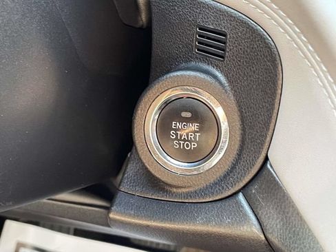 Used 2024 Subaru Outback Premium AWD/4WD image 29