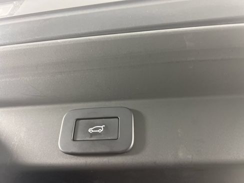 Used 2023 Land Rover Range Rover Sport SE Dynamic AWD/4WD image 19