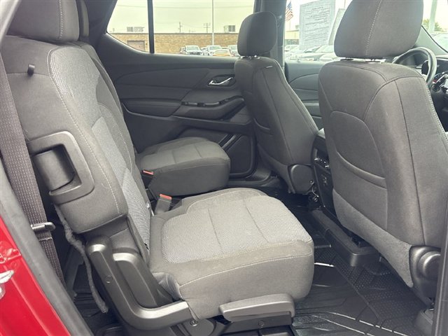 Certified 2023 Chevrolet Traverse LT w/ LPO, Floor Liner Package AWD/4WD image 25