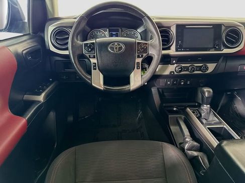 Certified 2018 Toyota Tacoma SR5 RWD image 20