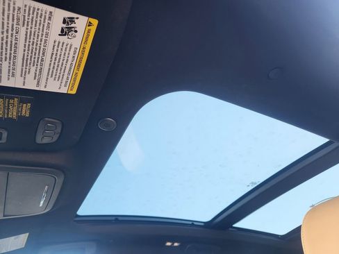 Used 2020 Lincoln Corsair Reserve w/ Equipment Group 202A image 13