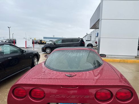 Used 2002 Chevrolet Corvette Coupe w/ Preferred Equipment Group2 RWD image 4