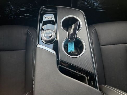 Certified 2026 Cadillac Lyriq Luxury AWD/4WD image 11
