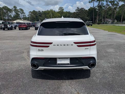 Used 2025 Genesis GV70 2.5T w/ Sport Prestige Package AWD/4WD image 6