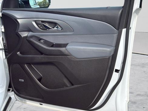 Used 2018 Chevrolet Traverse Premier AWD/4WD image 23