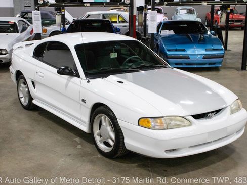 Used 1995 Ford Mustang GT image 9