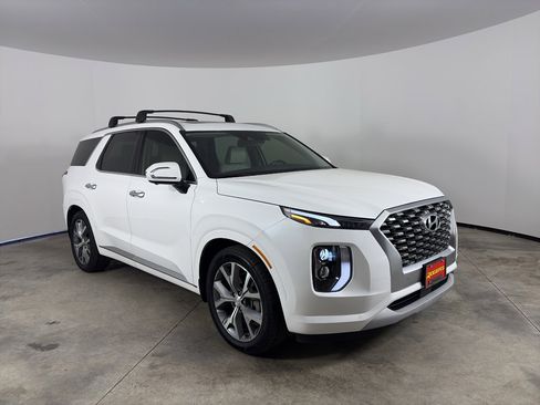 Used 2022 Hyundai Palisade Limited w/ Cargo Package image 1