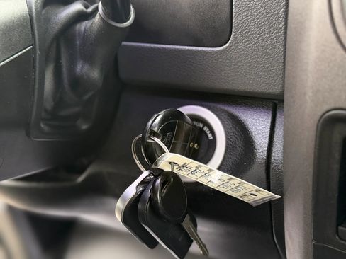 Used 2013 RAM 1500 Express image 22