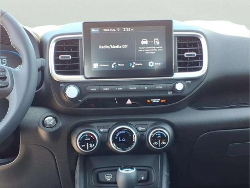 New 2026 Hyundai Venue SEL FWD image 10