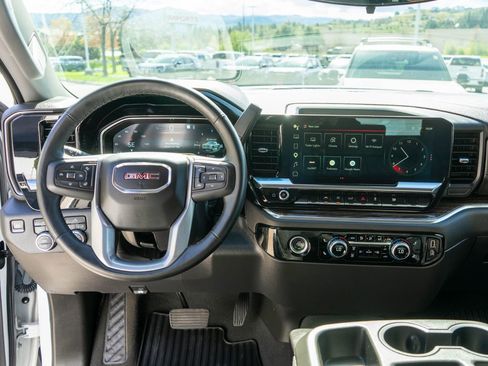 Used 2023 GMC Sierra 1500 Elevation AWD/4WD image 13