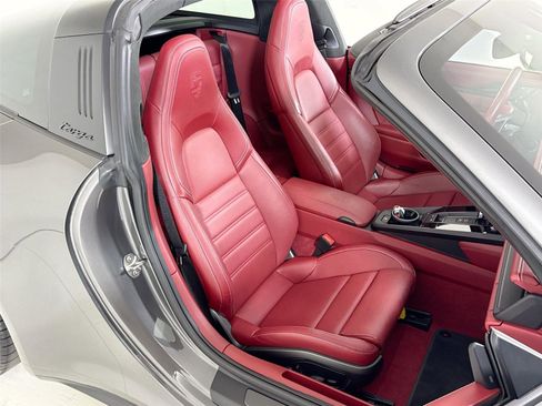 Used 2023 Porsche 911 Targa 4 GTS image 27