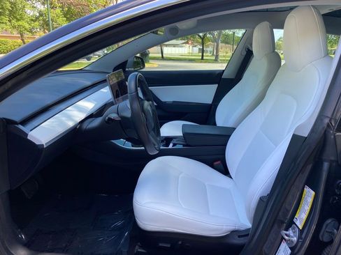 Used 2018 Tesla Model 3 Mid Range image 32