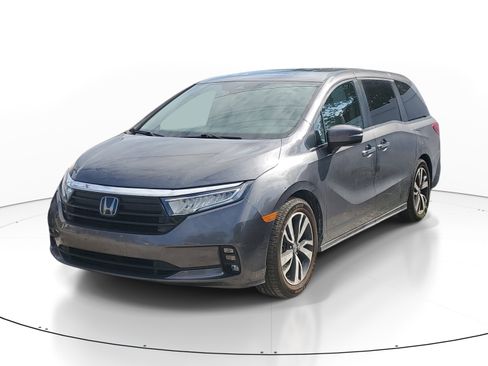 Used 2022 Honda Odyssey Touring image 3