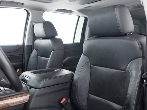 Used 2016 Chevrolet Suburban LTZ image 26