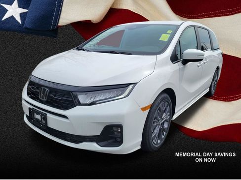 New 2026 Honda Odyssey Touring image 9