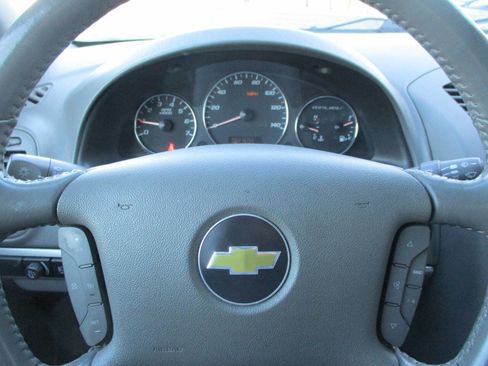 Used 2006 Chevrolet Malibu LT image 34