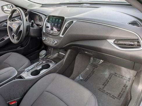 Used 2023 Chevrolet Malibu LT image 24